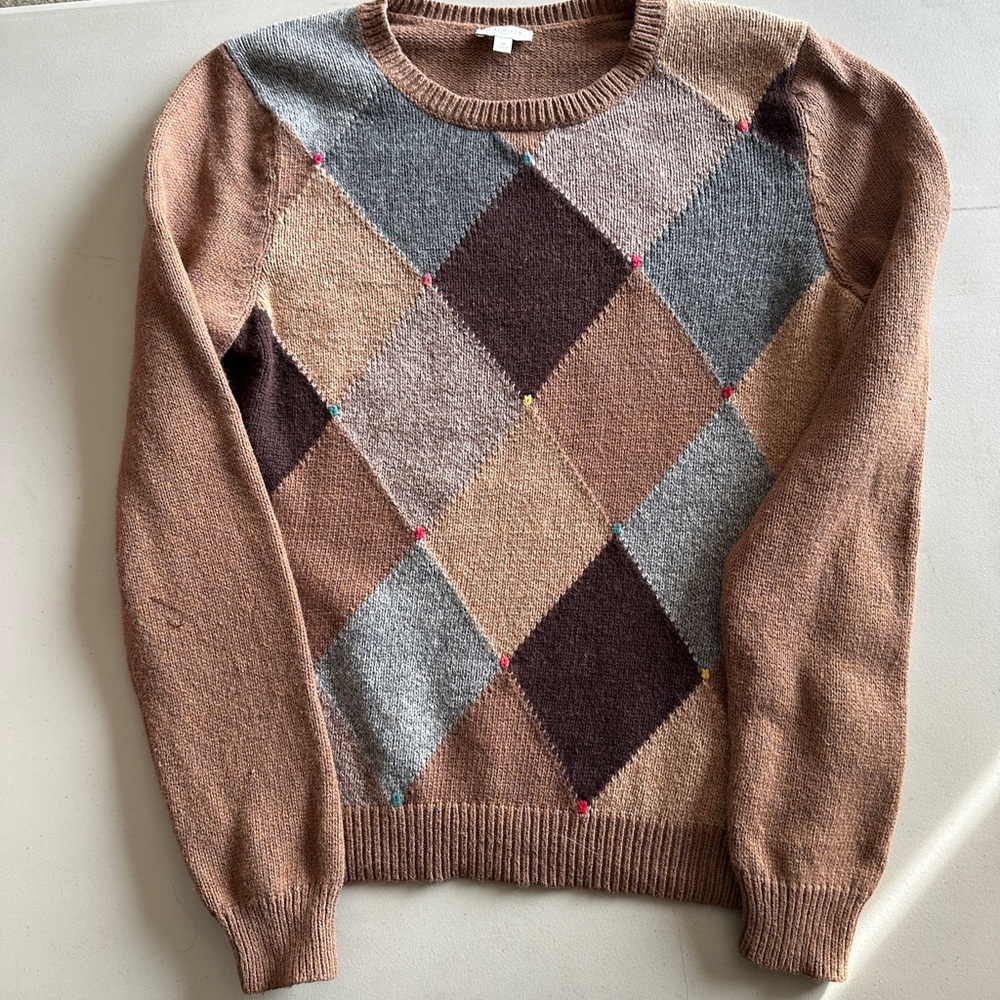 Talbots Wool Blend
Size Medium
Brown Argyle Knit